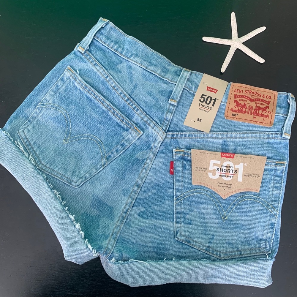 LEVI wedgie shorts - high waist 501